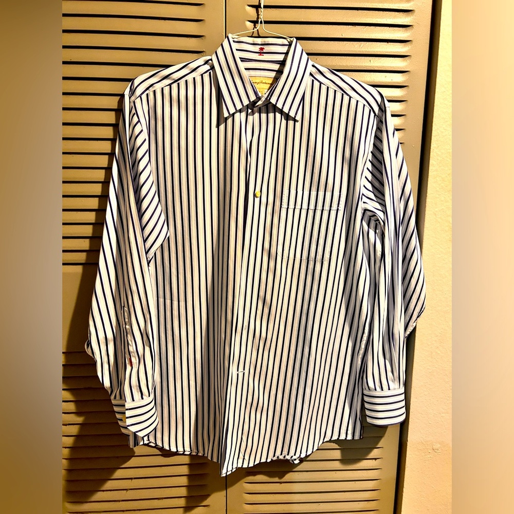 Tommy Bahama mens long sleeve button-down shirt  15.5-32/33